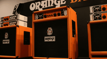 NAMM 2016 Orange unveils OB1-300 Bass Combo Eminence