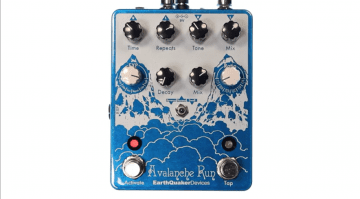 EarthQuaker Avalanche Run DSP stereo delay reverb pedal