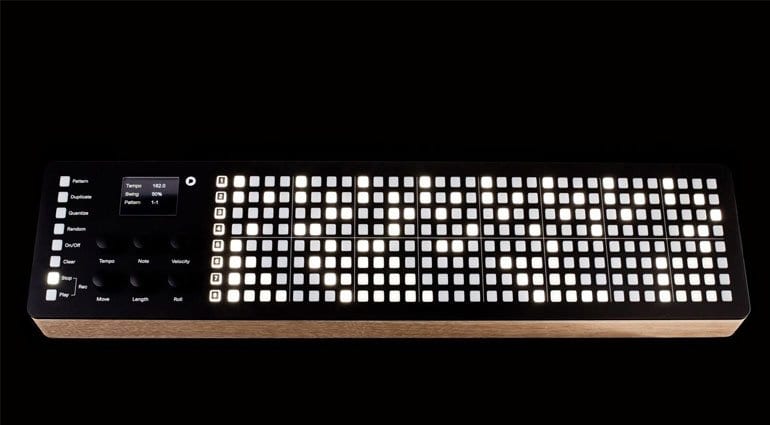 Polyend SEQ MIDI Step Sequencer - look at the pretty lights!