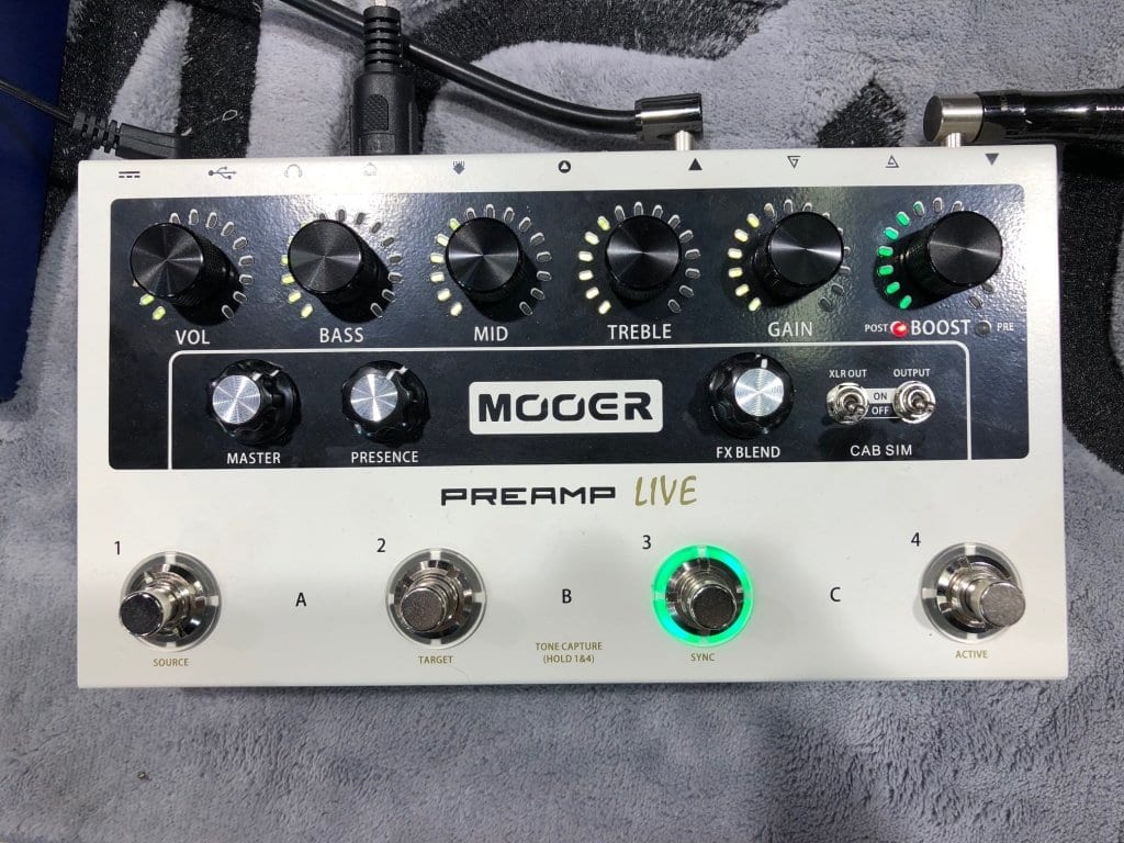 NAMM 2018 Mooer demos new Preamp Live pedal