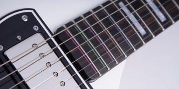 Rainbow fret markers