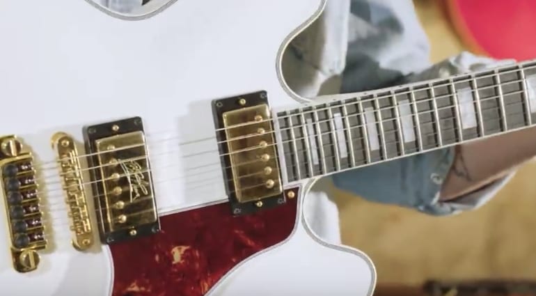 Gibson B.B. King Lucille ES limited edition in Alpine White