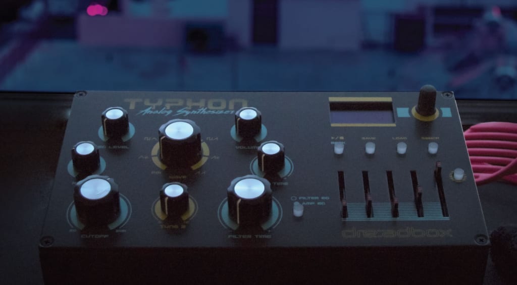 Dreadbox Typhon