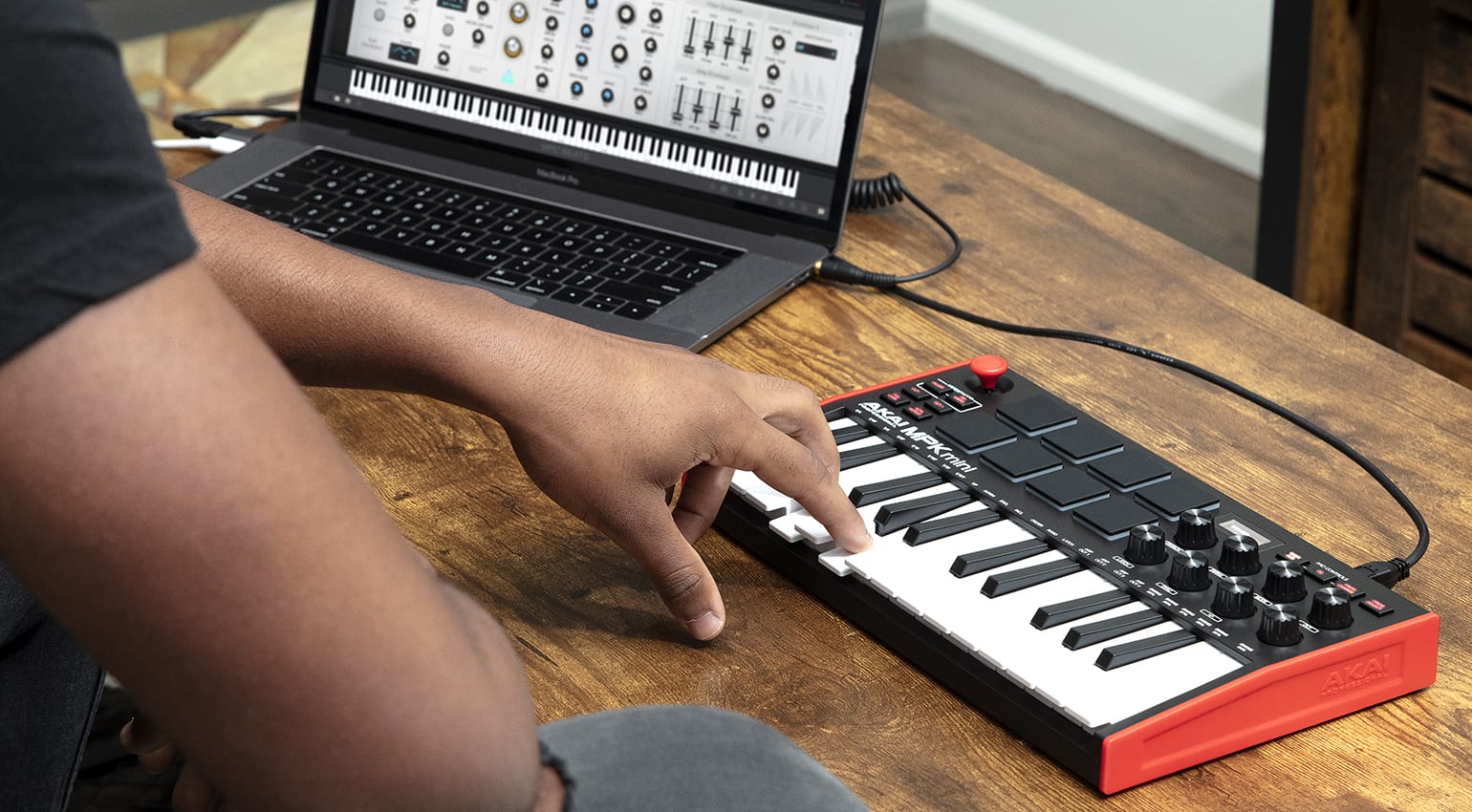 AKAI MPK mini MK3 USB Keyboard controller: New keybed and