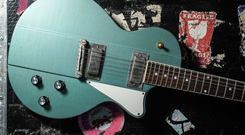 Ivison Guitars announces The Dakota