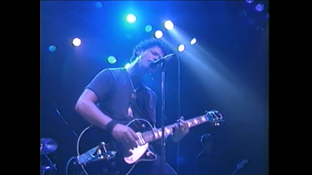 Chris Cornell in 1994 with his black Gretsch 6128T