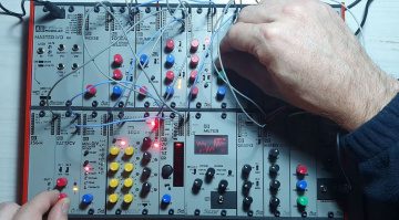 Tangible Waves Synth Explorer