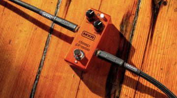 MXR Deep Phase a new two knob phaser