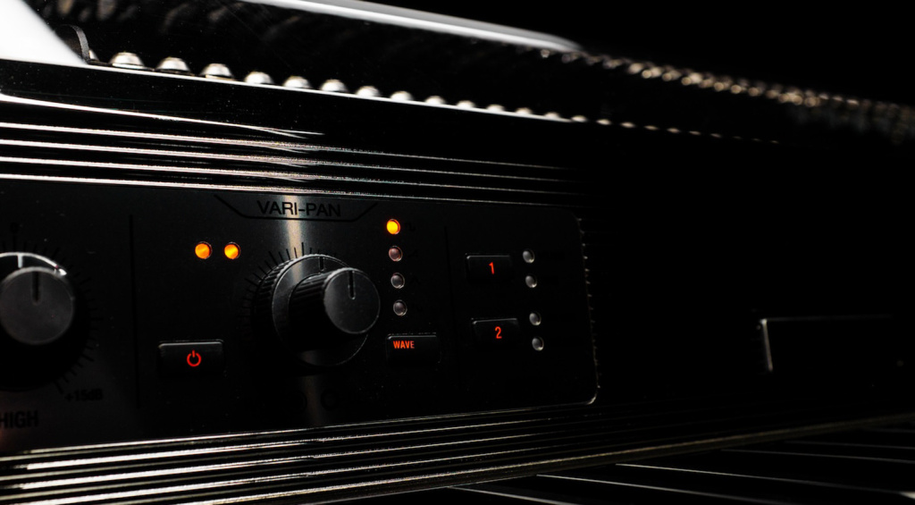 Rhodes MK8/80AE