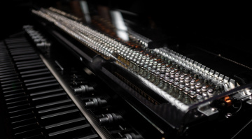 Rhodes MK8/80AE