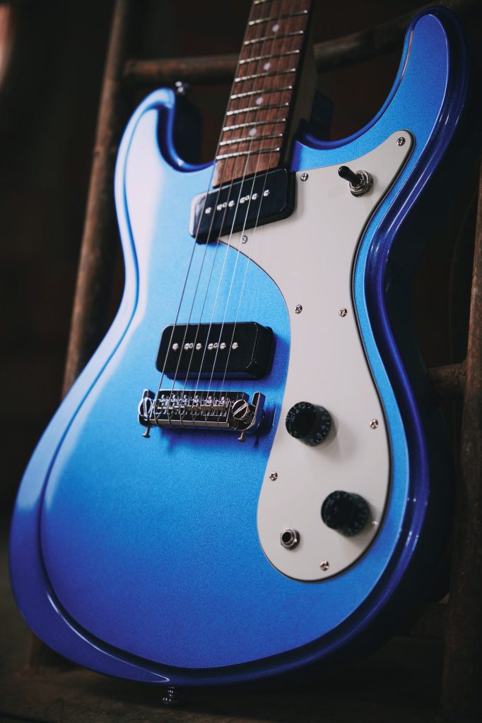 Harley Benton MR-Classic in Metallic Blue