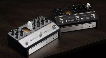 Two Notes ReVolt Guitar and Bass tube driven amp sim pedals