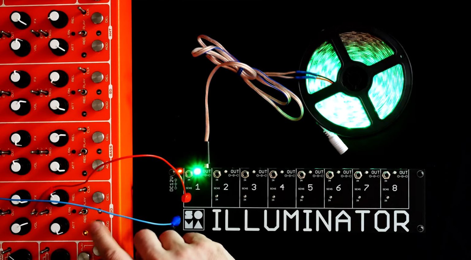 Superbooth 22 SOMA Labs ILLUMINATOR maps CV to LEDs
