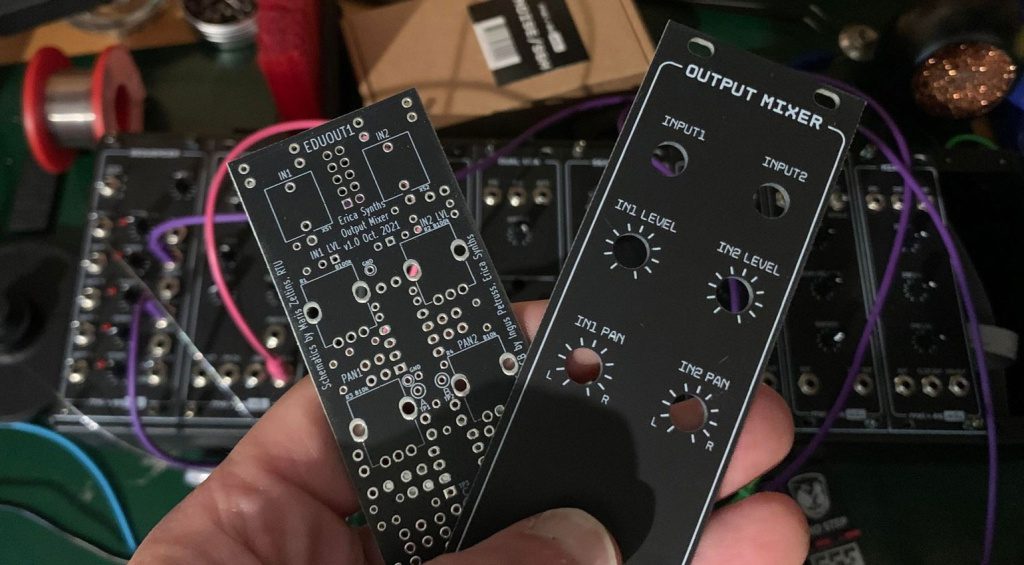 Erica Synths EDU DIY Output module Line and headphone output