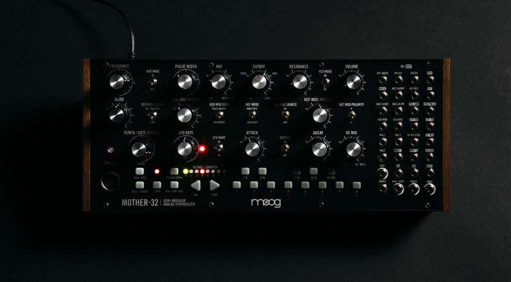 Moog Mother-32