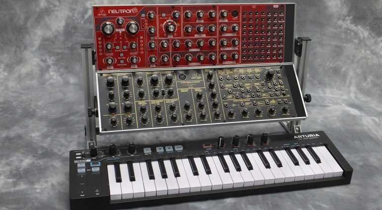 Synth Module Stand Midweek Modular: Synthfest special report - gearnews.com