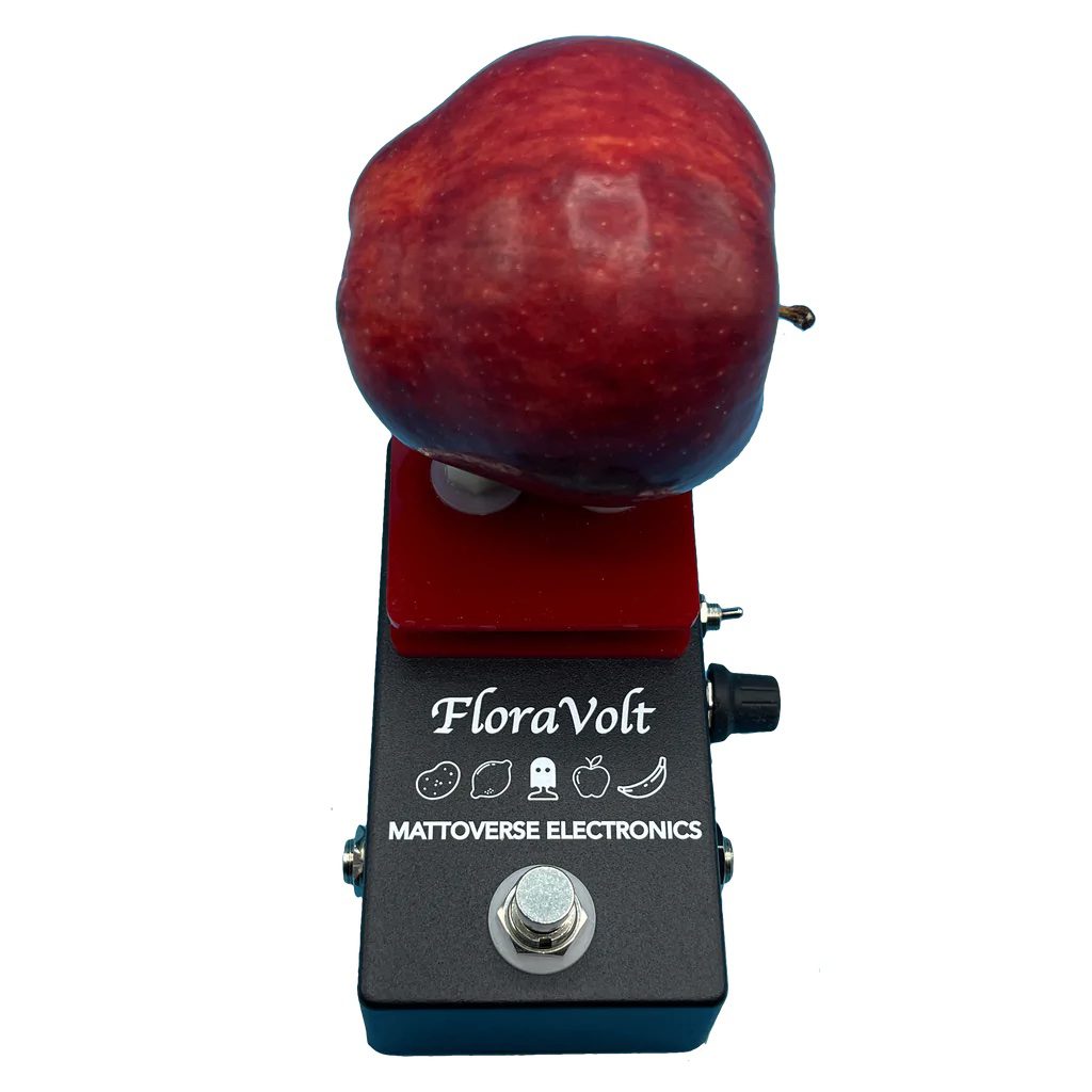 Mattoverse FloraVolt with an Apple