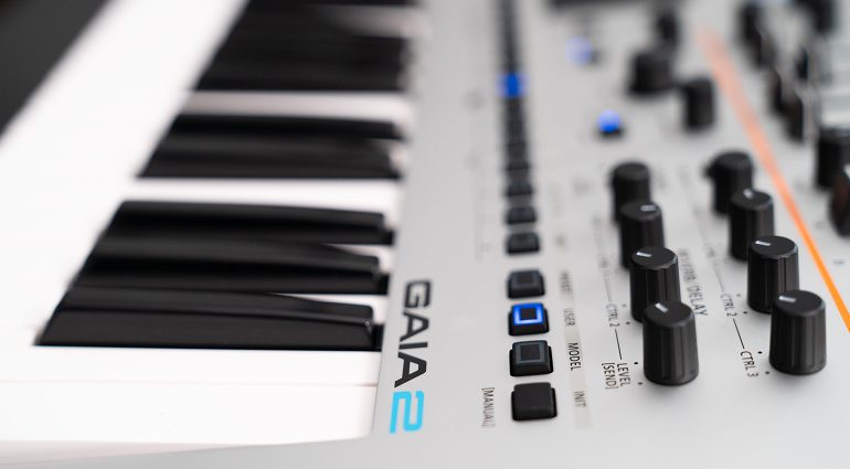 Roland GAIA 2 Review - Wavetable, VA and so much more - gearnews.com