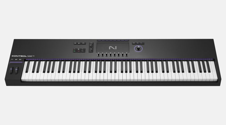 Native Instruments Komplete Kontrol S MK3 - gearnews.com