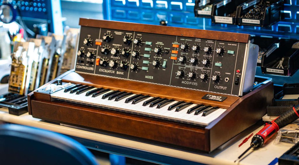 Moog Minimoog Classic Analog Synth