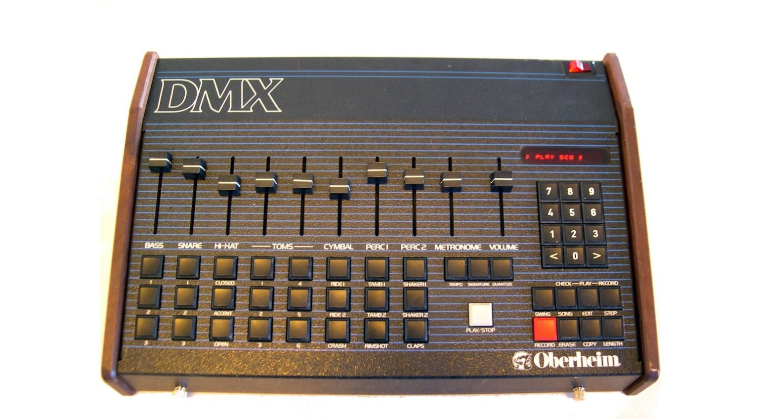 Material Girl: How To Sound Like Madonna - gearnews.com
