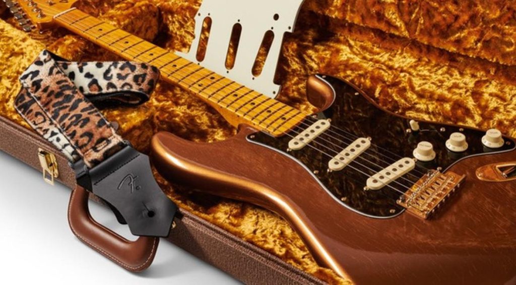 Fender Bruno Mars Stratocaster in Mars Mocha