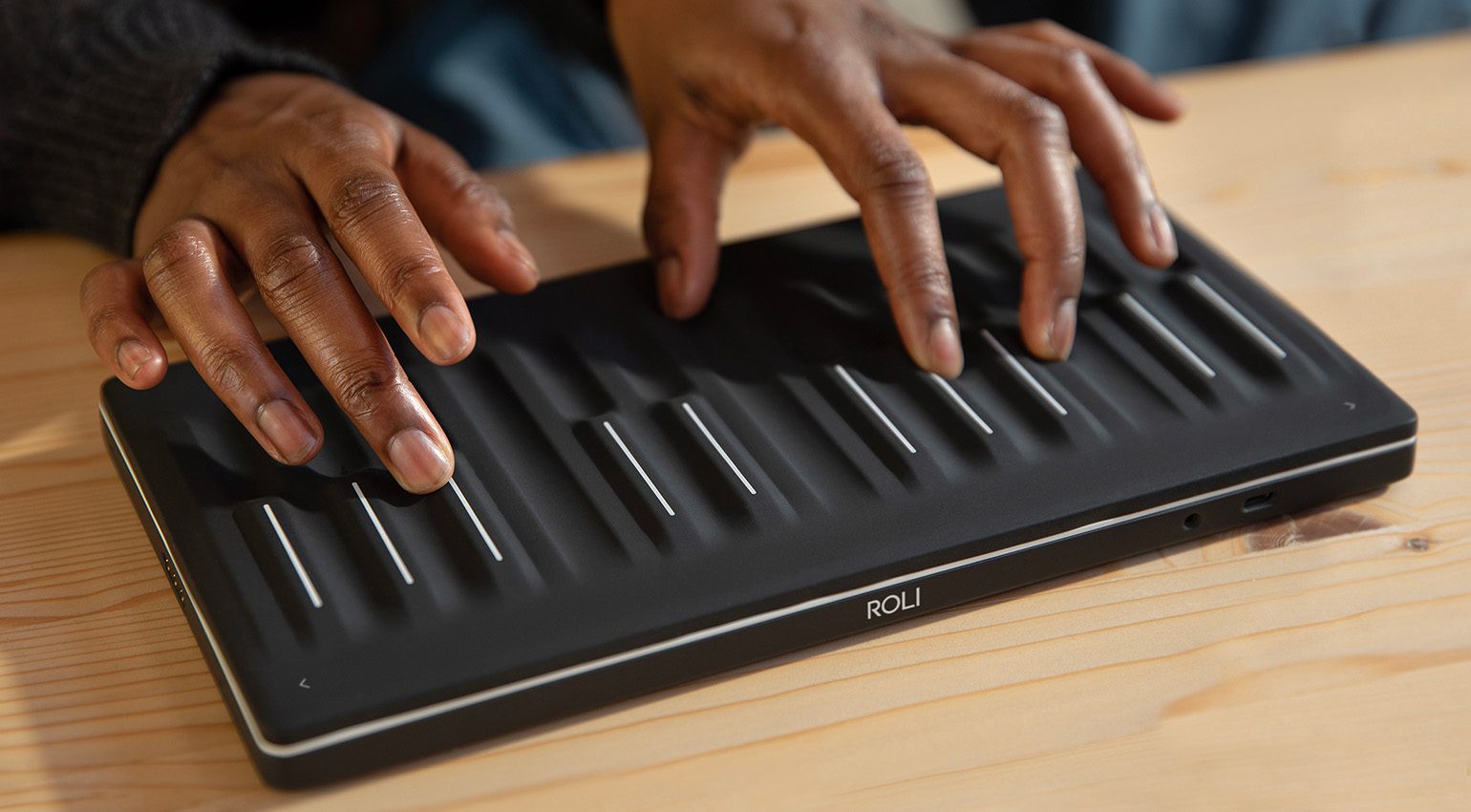 ROLI Seaboard Block M: The mini squishy MPE controller is back