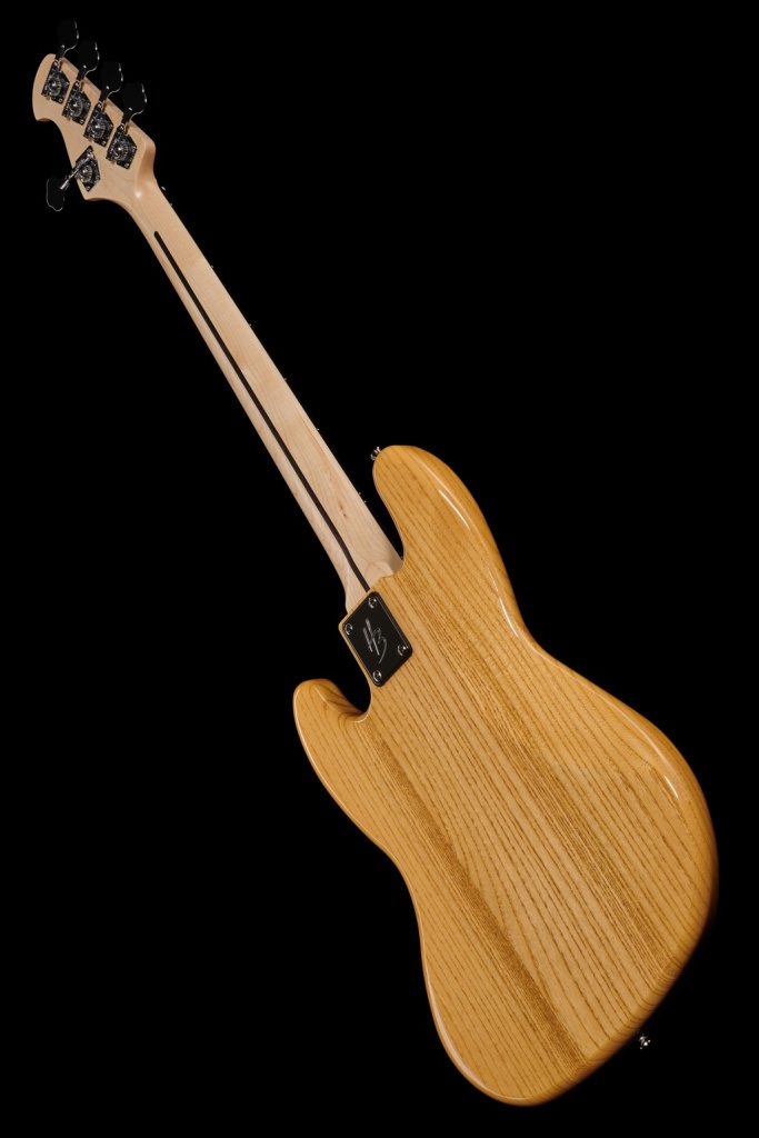 Harley Benton JB-75-5MN Natural - Get your Groove on! 