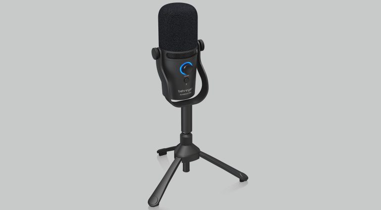 Behringer D2 Podcast Pro desktop stand