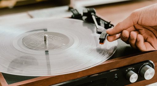 Vinyl sales top 2m weekly units in sales: Is streaming in trouble?