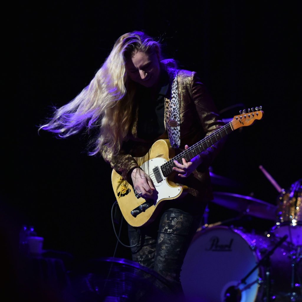  JOANNE SHAW TAYLOR brings the blues to the Sandler Center in Virginia Beach, Virginia on 11 November 2022