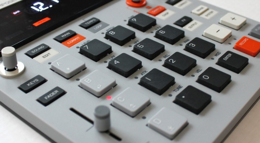 The keys click like early PC keyboards