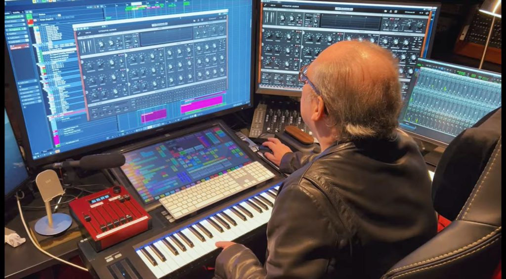 Synapse Audio The Legend HZ with Hans Zimmer