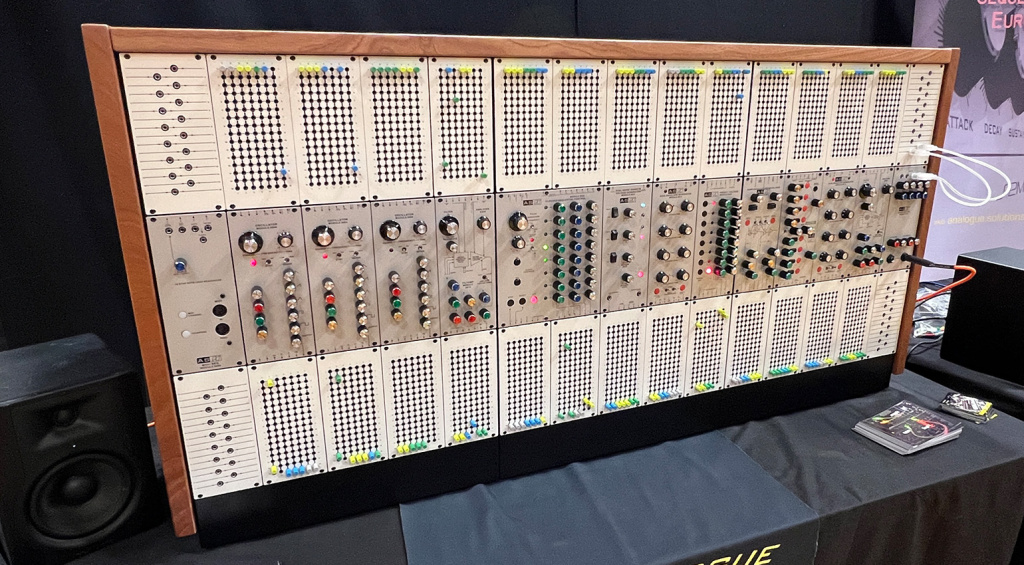 Analogue Solutions TC-5000 SynthFest U.K.