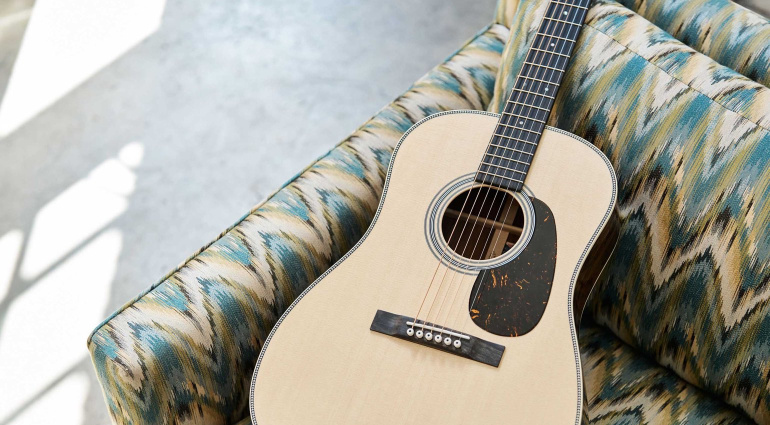 Martin O'ahu HG-28 acoustic - Return of the Hawaiian