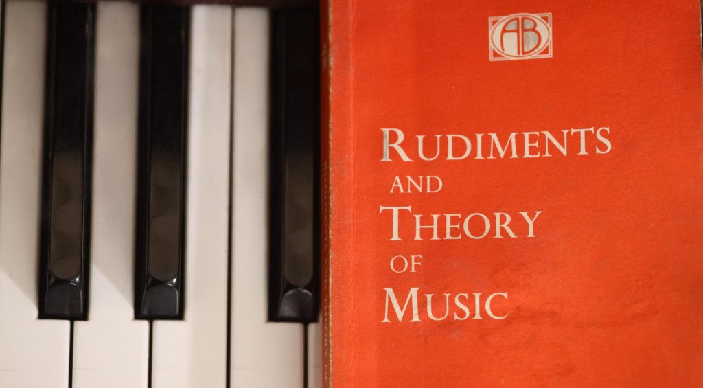 Best Guitar Books - A little bit of music theory can go a long way