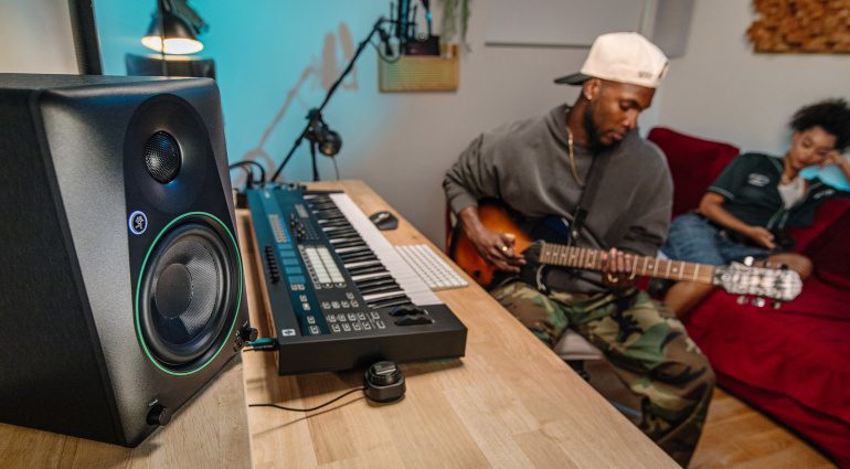 Mackie CR Series: A Studio Monitor and Hi-Fi Speaker in One?