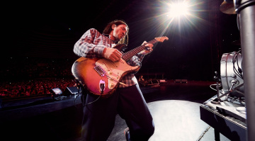 Fender John Frusciante Stratocaster: A Limited Edition Masterbuilt for the Master