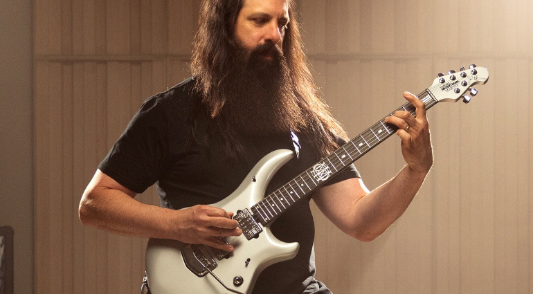 Music Man 10th Anniversary Majesty: Petrucci's Silver Dream Machine