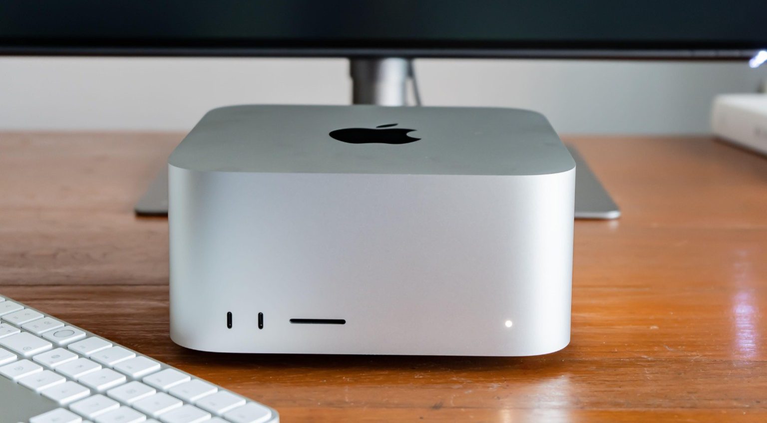 Mac studio m4 is the next generation of apple desktop computers on the