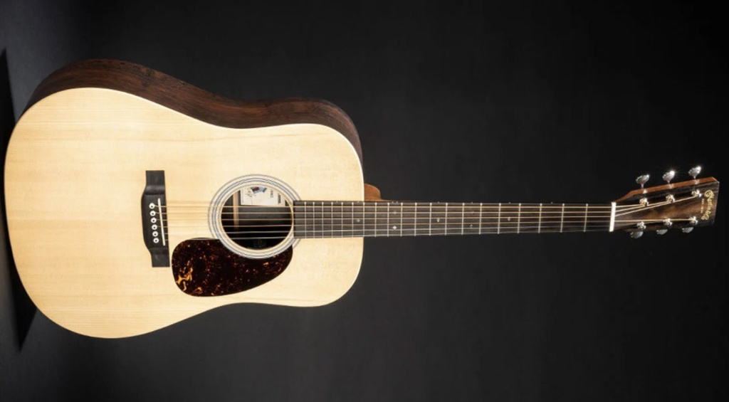 Martin Billy Strings D-X2E