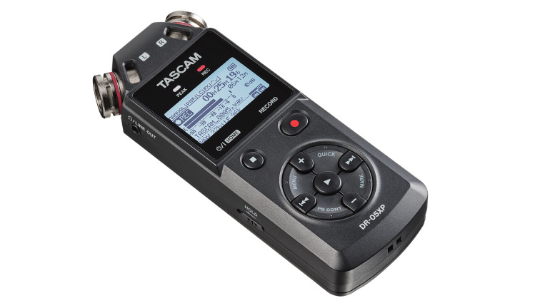 TASCAM DR-05XP Side angle