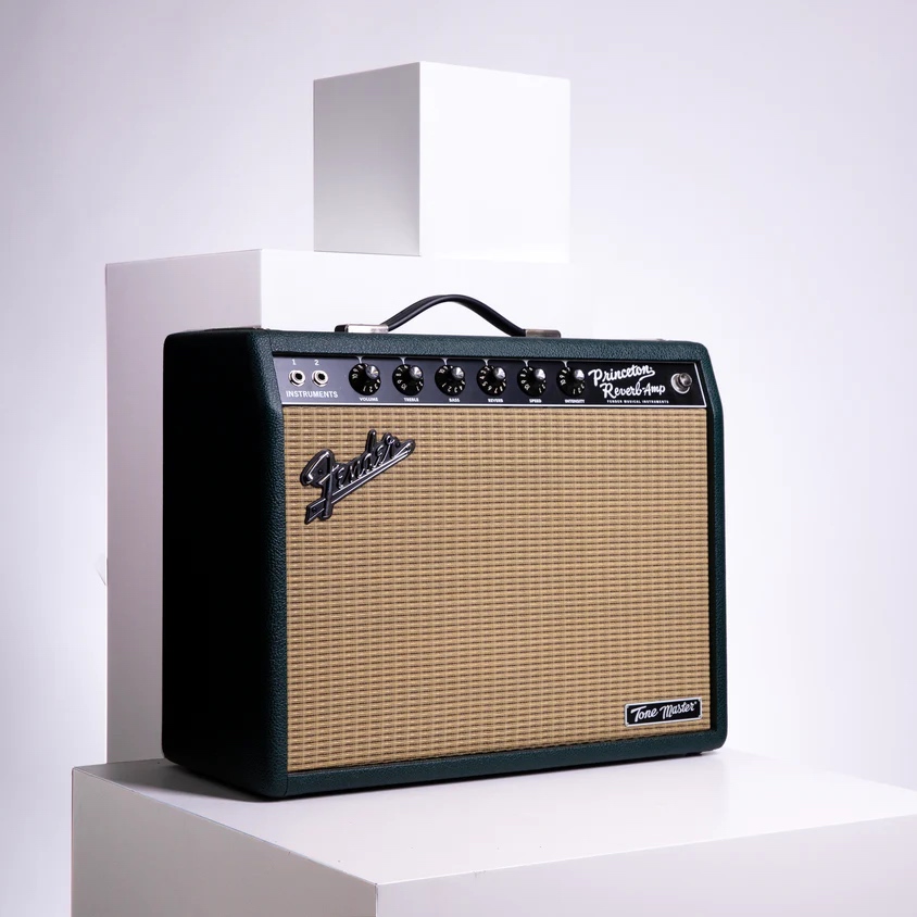 Fender y Jameson- Triple Distilled Collection