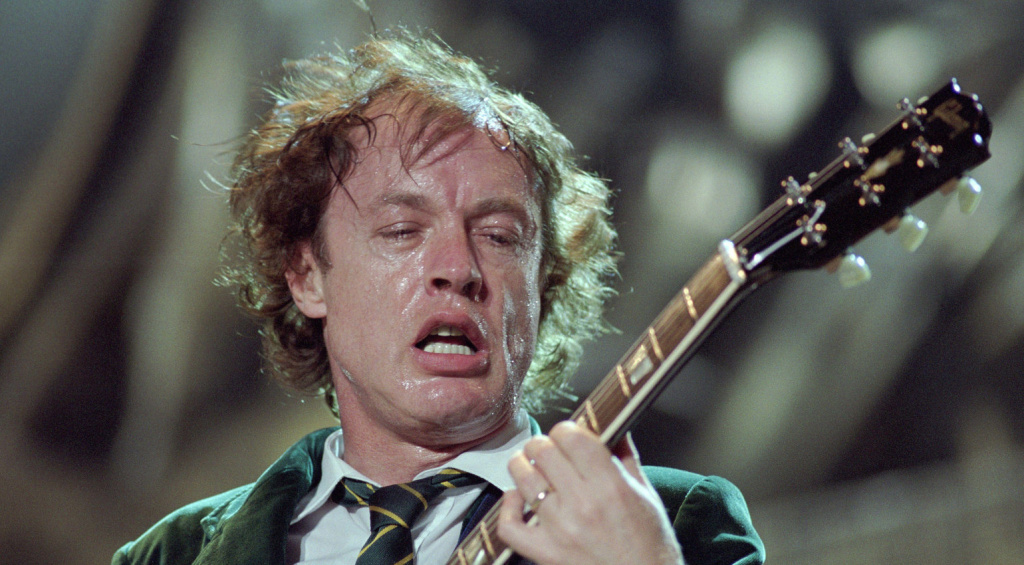Angus Young's gear: Keep it simple!