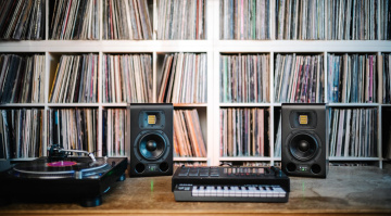 HEDD A-Core Series: Studio Monitors without DSP?