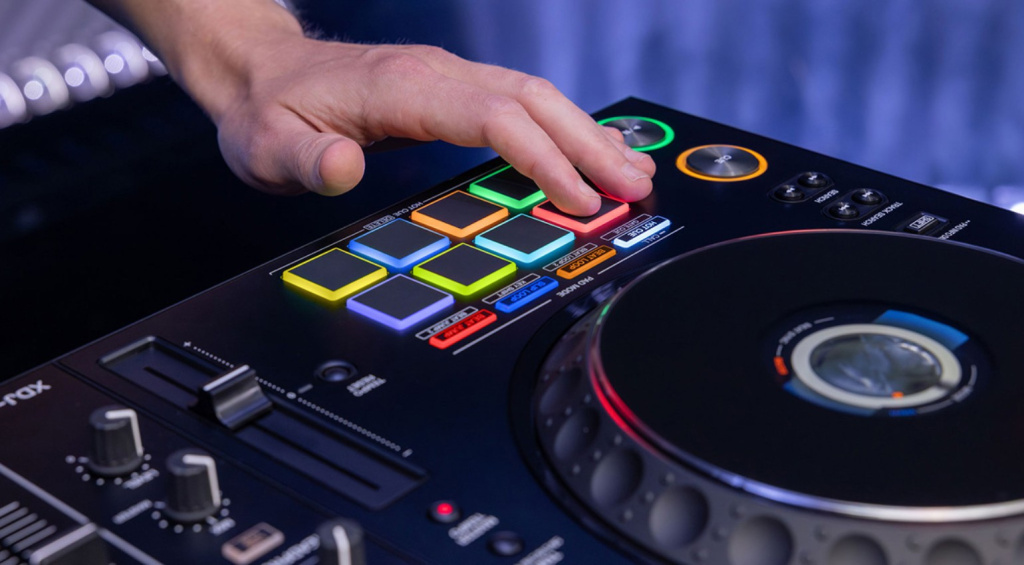 AlphaTheta XDJ-AZ Performance Pads