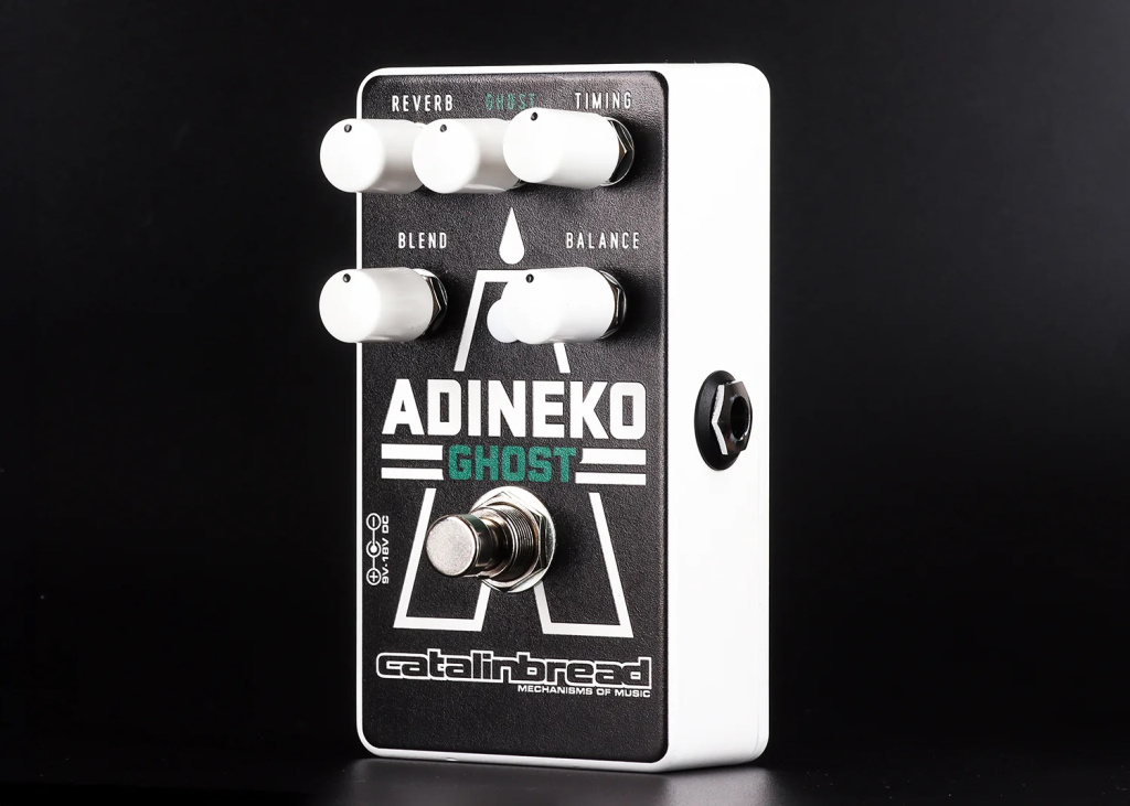 Adineko Ghost