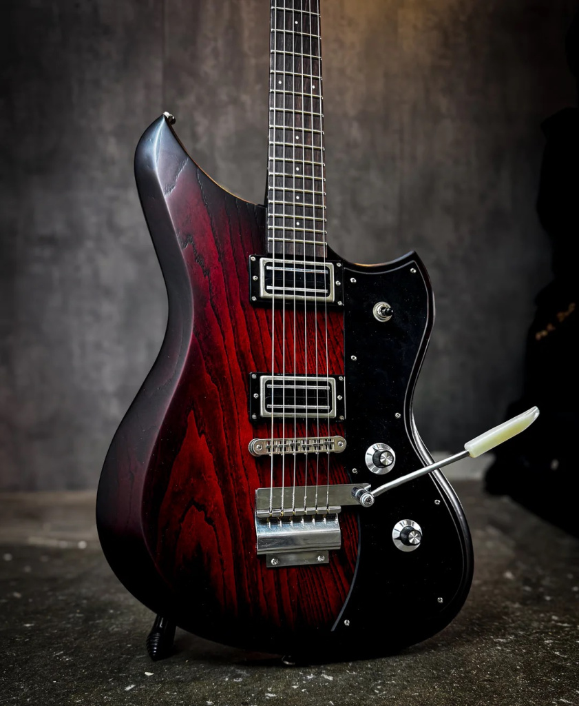 Yeti - Crimson Black Burst