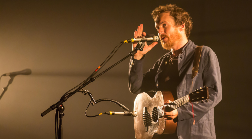 Damien Rice: Acoustic, please!