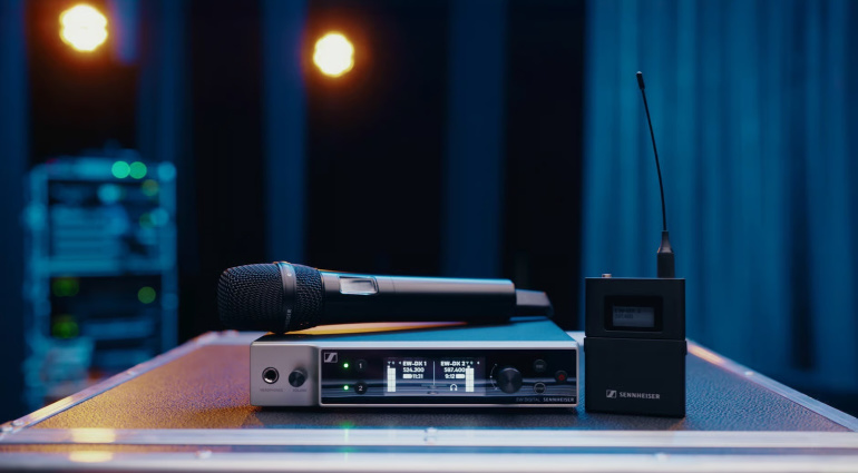 The Best Wireless Microphones for Live Vocal Performance